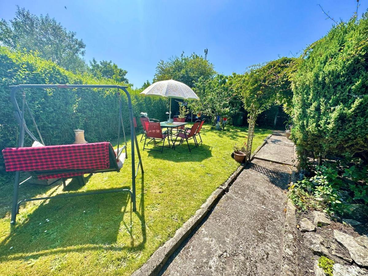 Garden Cottage - 3 Bedroom Close To Town And Beach Bournemouth Eksteriør billede
