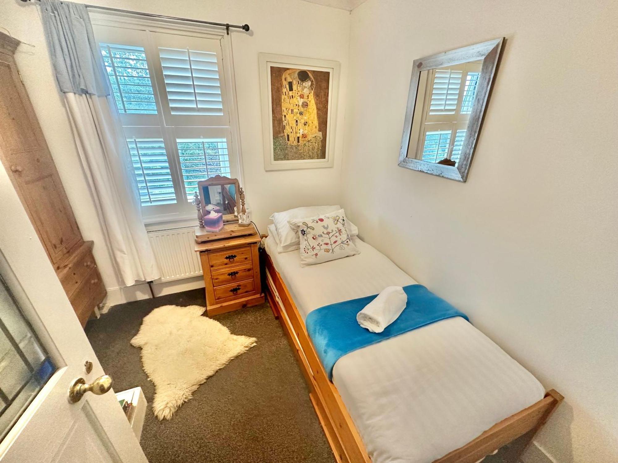 Garden Cottage - 3 Bedroom Close To Town And Beach Bournemouth Eksteriør billede